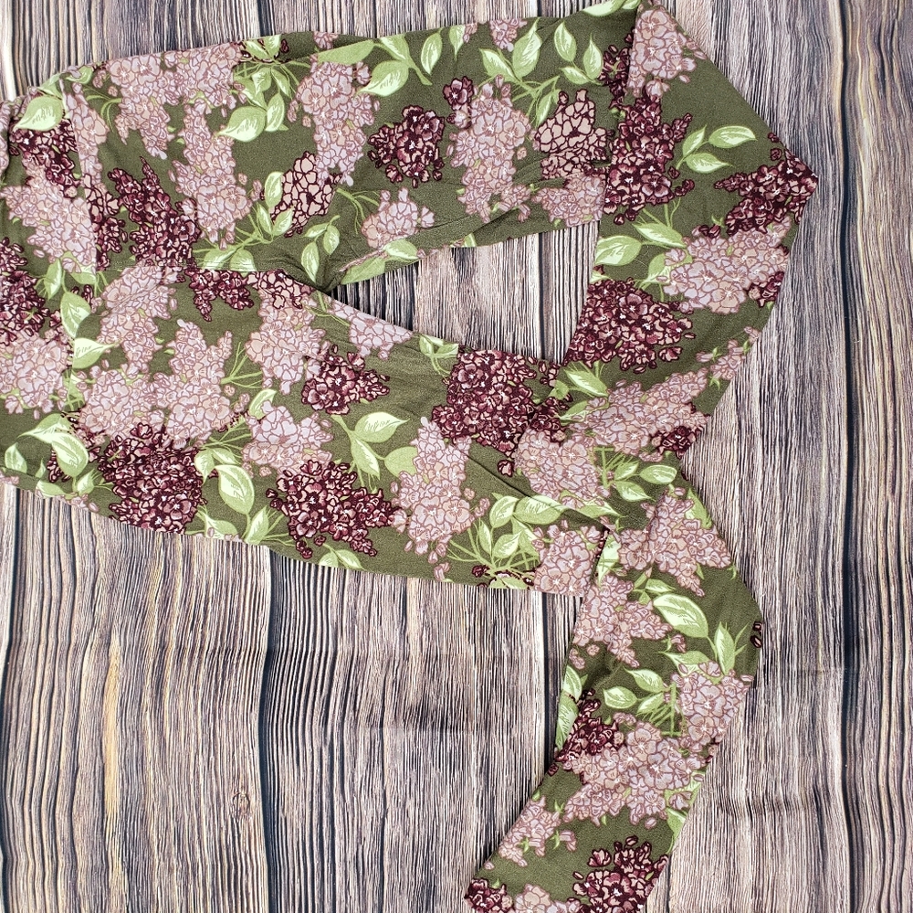 LulaRoe OS Lilac Flowers Leggings